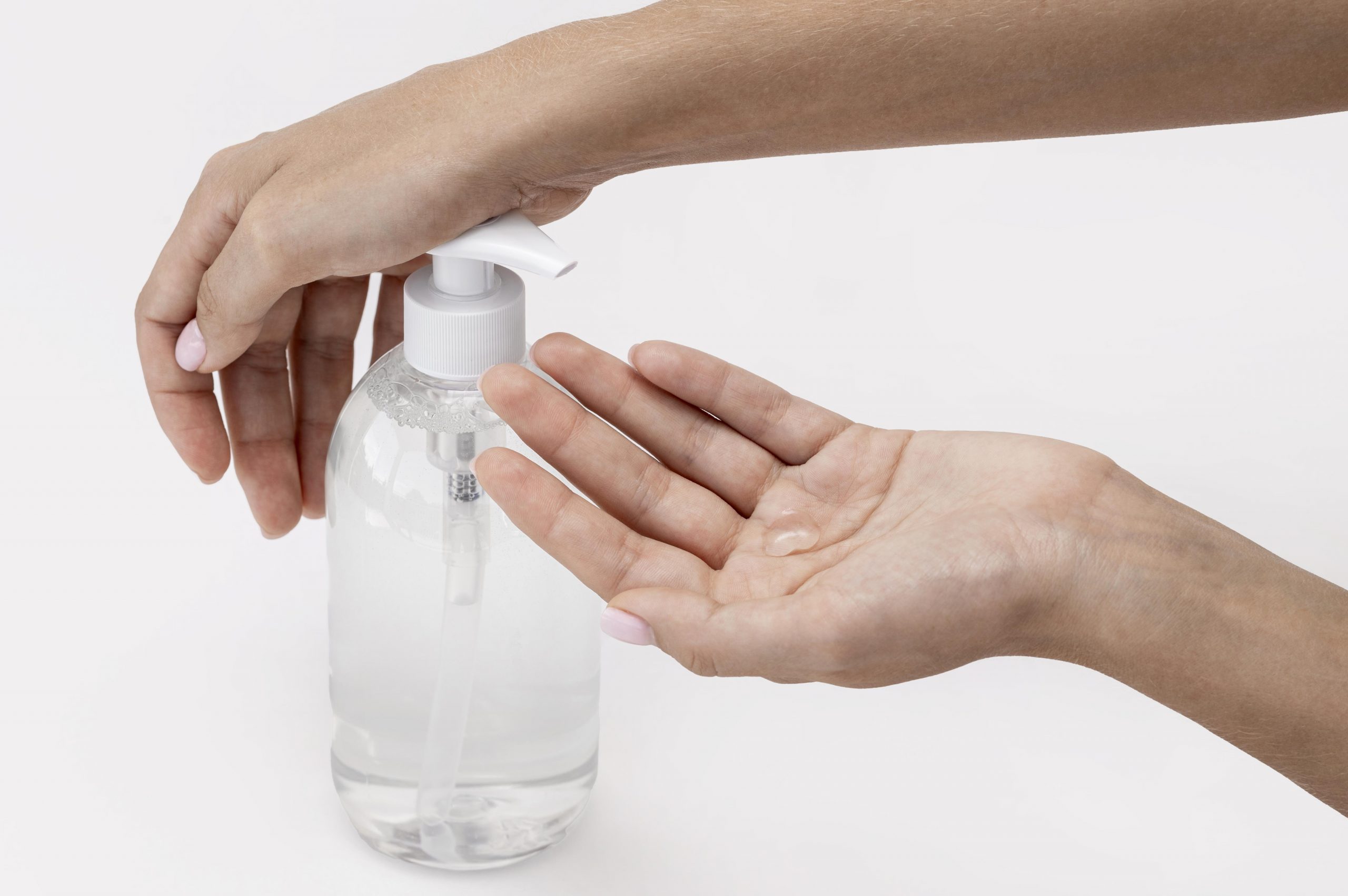 Geles hidroalcohólicos clasificados como cosméticos o biocidas según su función